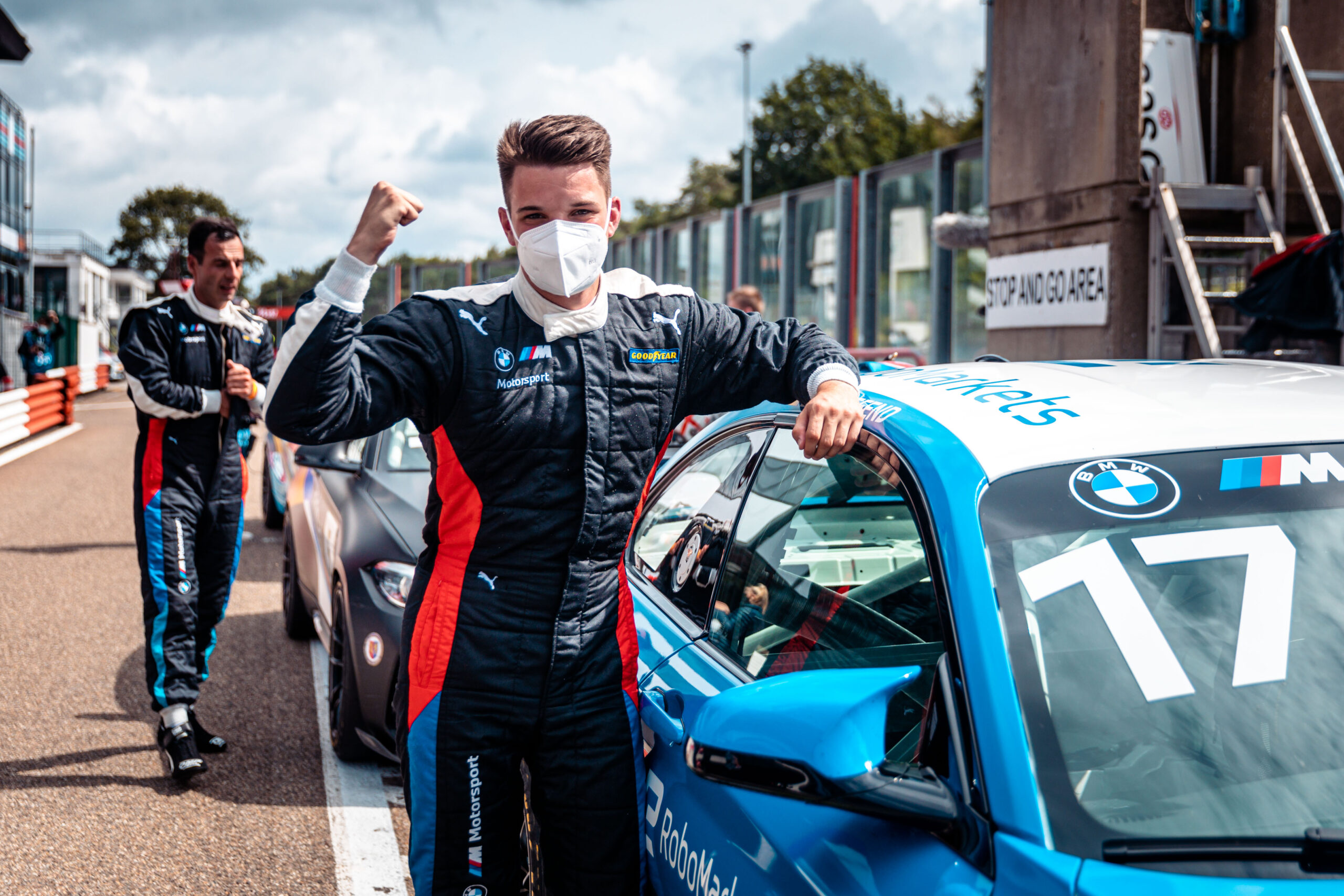 VICTORY AND CHAMPIONSHIP LEAD FOR LOUIS HENKEFEND